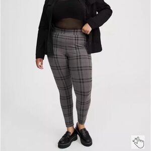 Full-Length Pocket Legging